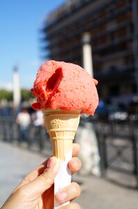 Summer dessert travel