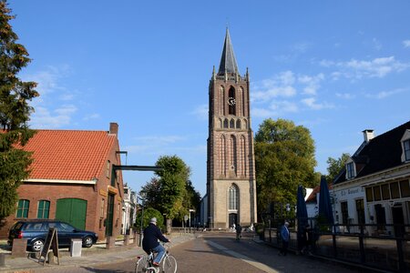 Building religious tower