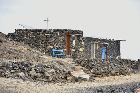 Old house island of lobos people