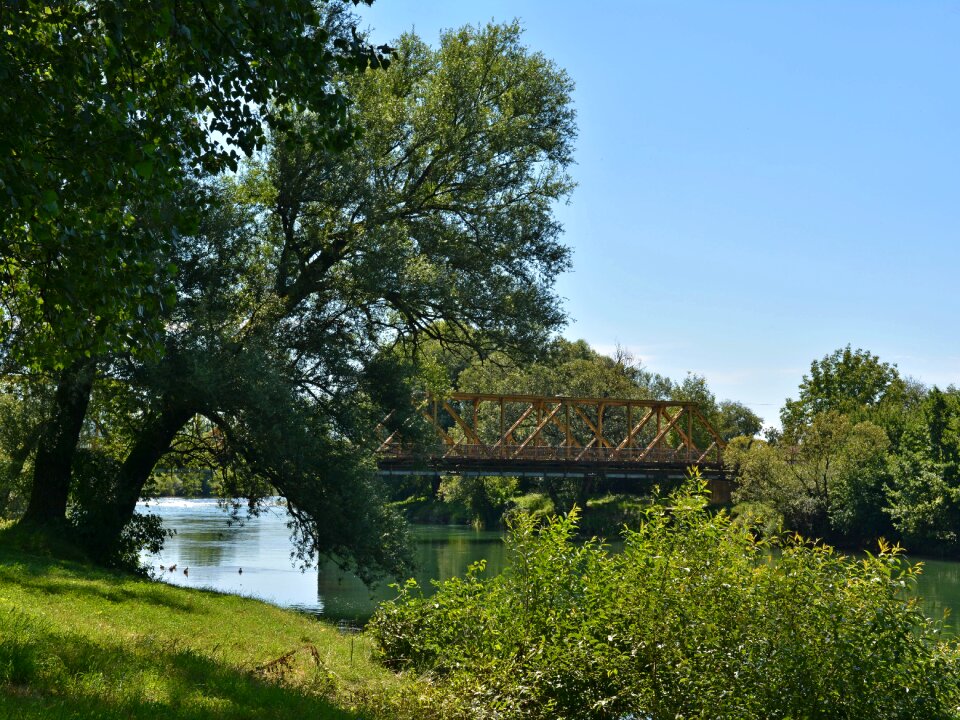 Landscape reflections rest
