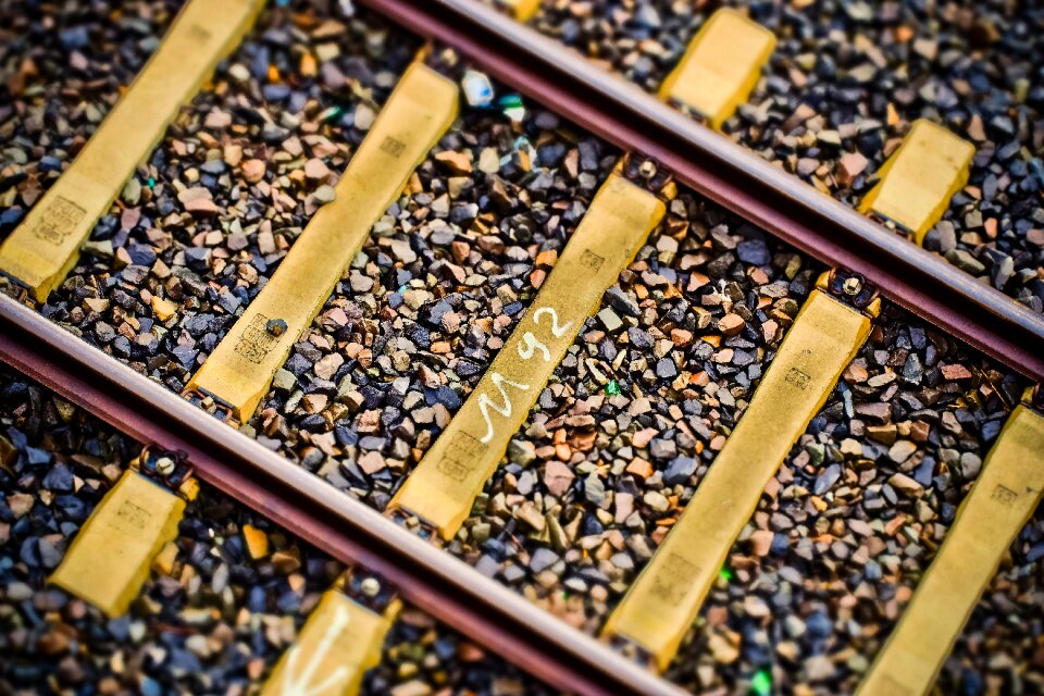 Railway rails train threshold
