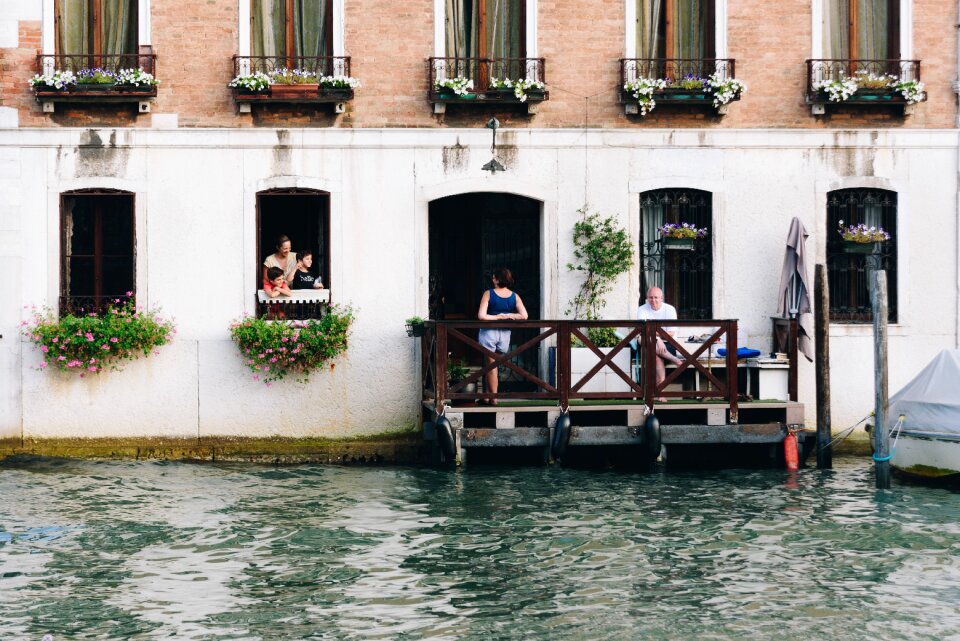 Water building architecture