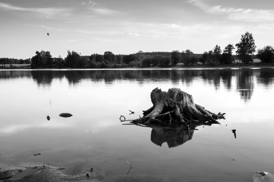 Lake pond rest