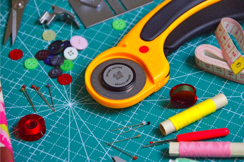 Buttons clipboard sewing