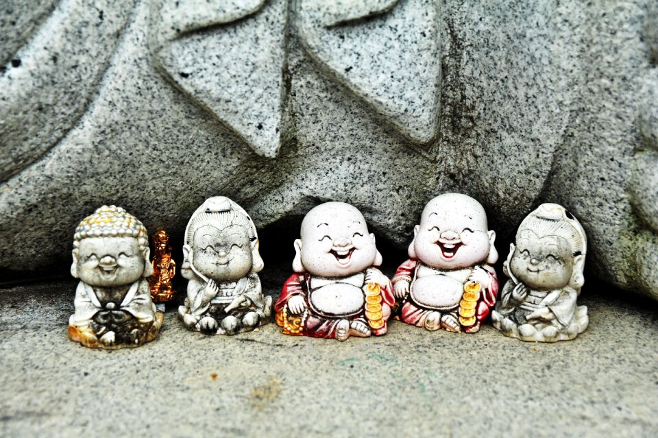 Sculpture religion statue