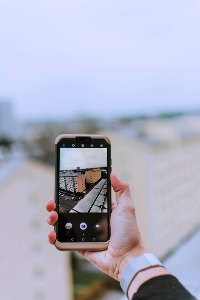 Hand building view