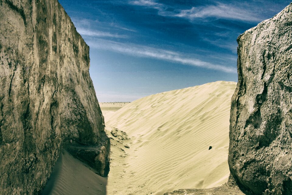Hot landscape duna photo