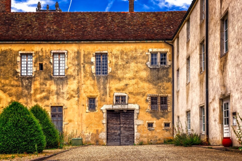Historically building masonry