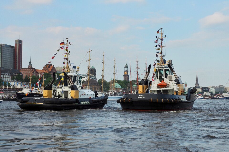 Port traffic maritime