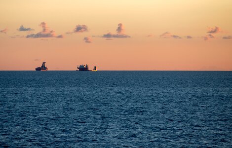 Dover ship air