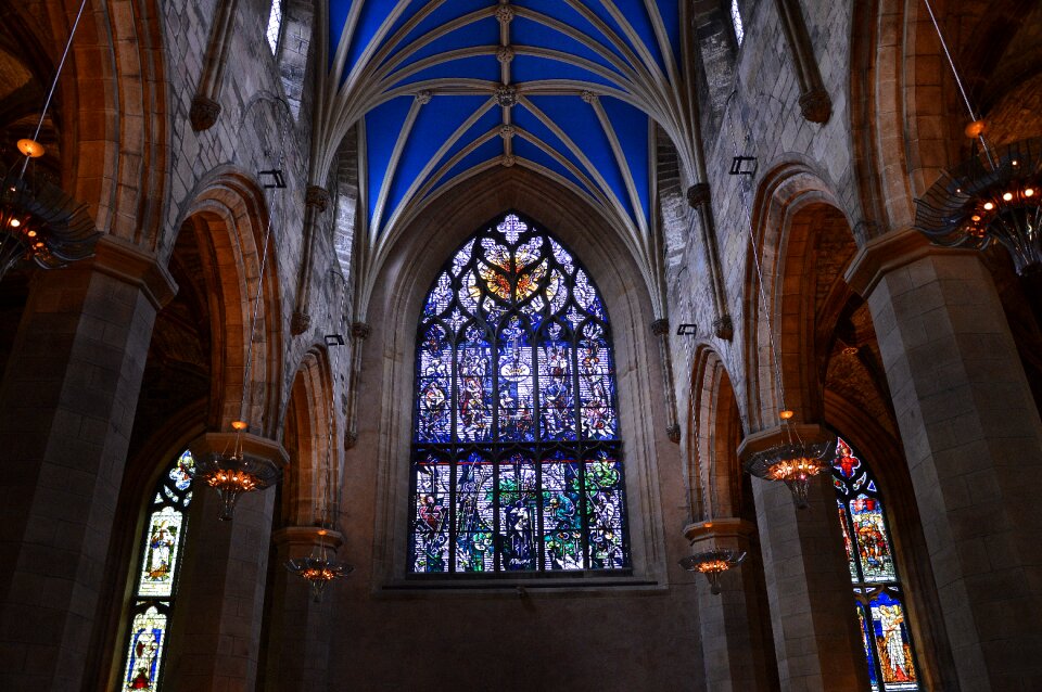 Edinburgh arches glass window