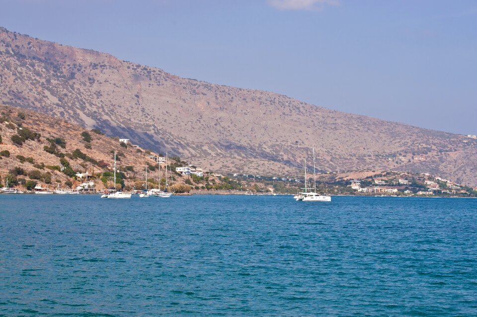 Coast boats desert