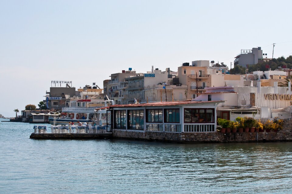 City restaurant coast