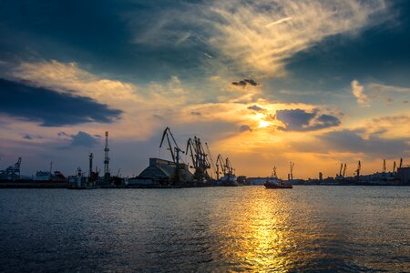 Water travel harbor
