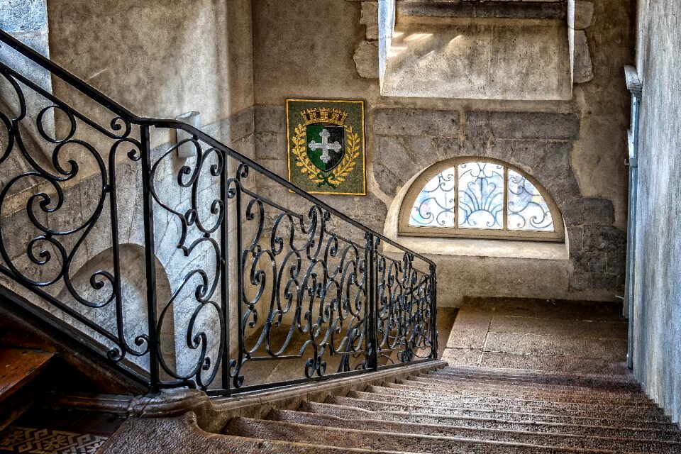 Stone stairway treppengeländer emergence