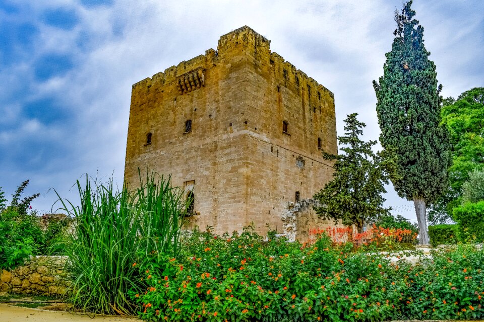 Medieval history architecture