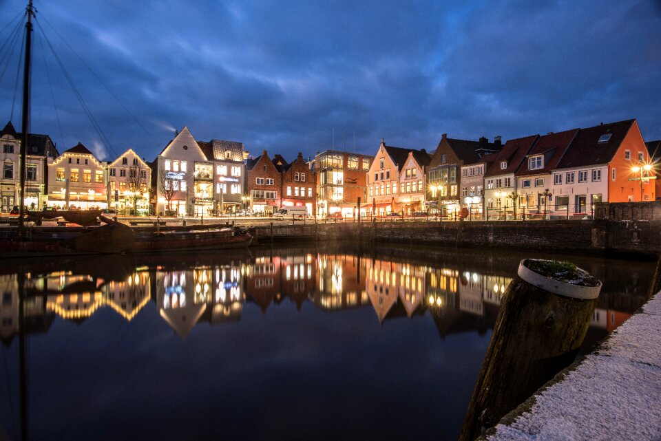 Light trail waters reflection