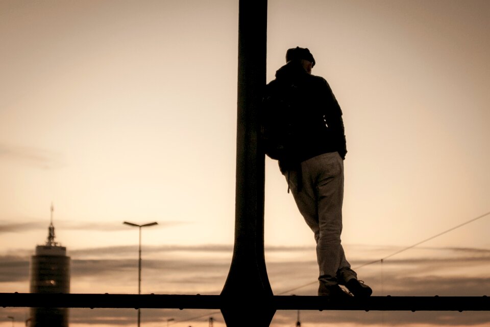 Sunset romance person