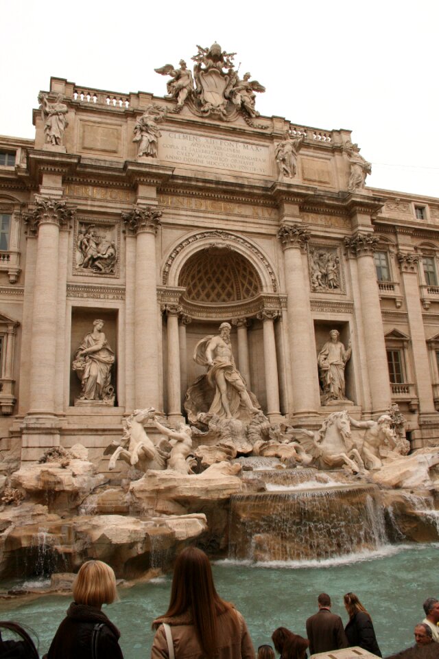 Sculpture architecture statue