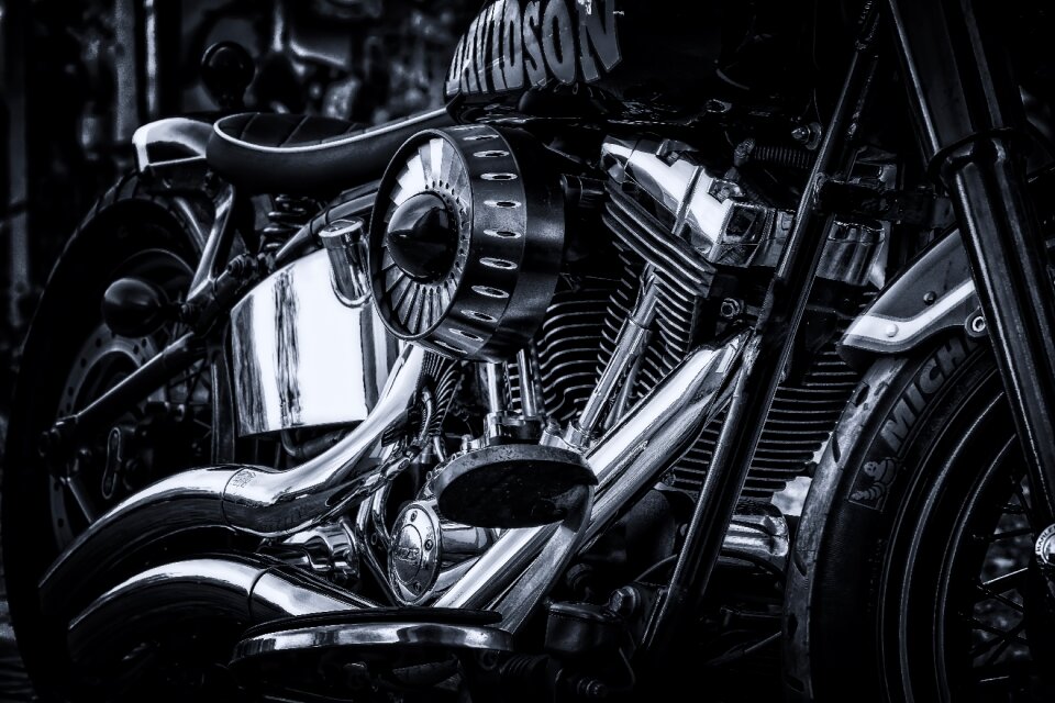 Gloss harley machine photo