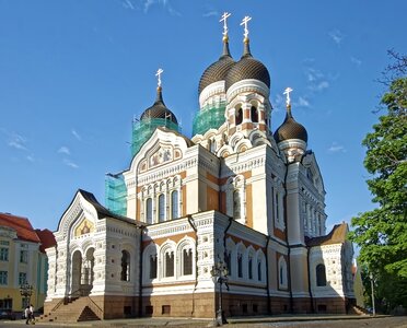 Church couple architecture photo