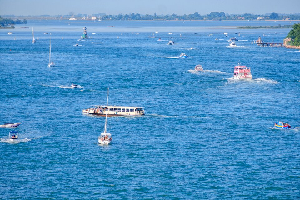 Seestrasse sea road boat