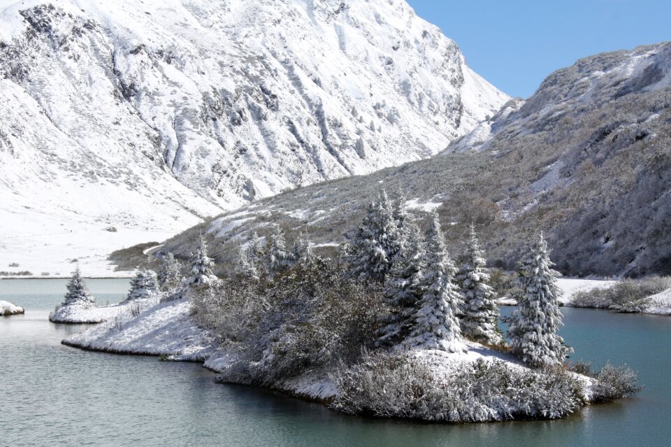 Snow mountain alpine