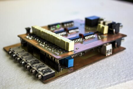 Chip circuits computer