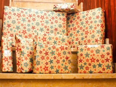 Surprise it presents celebration