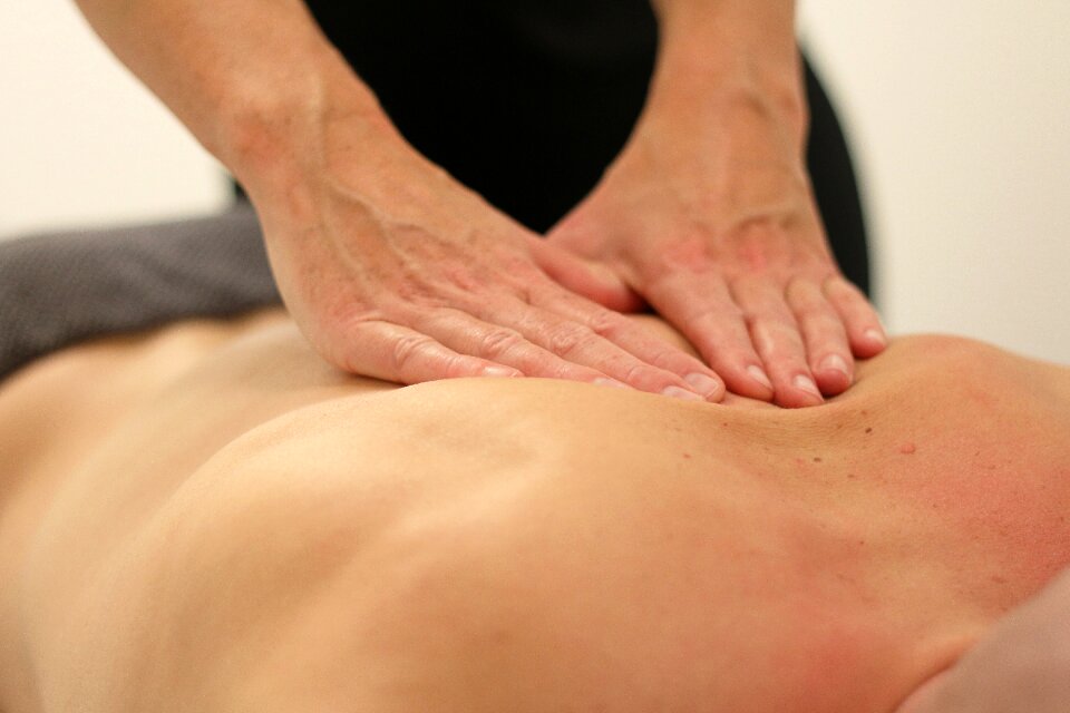 Massage back deep tissue massage