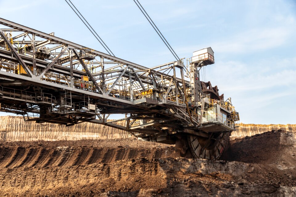 Brown coal mining technology