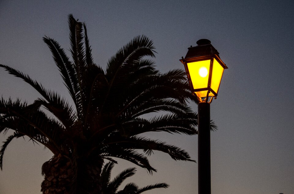 Recovery lantern night