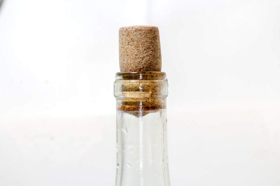 Wine vertical liquid