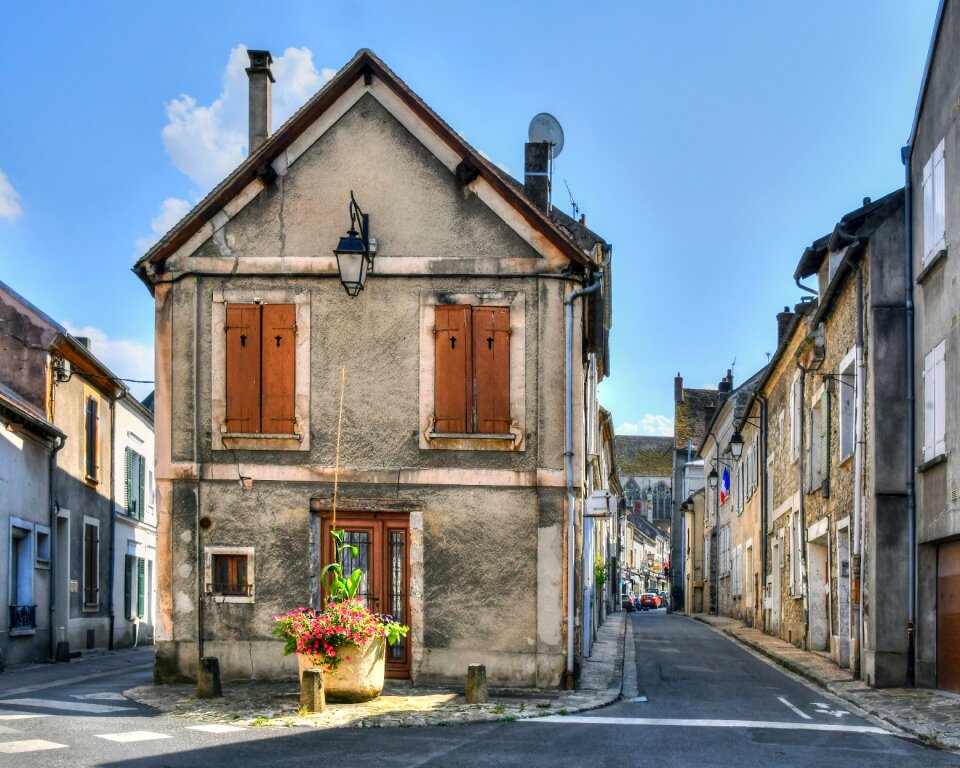 Old facade architecture