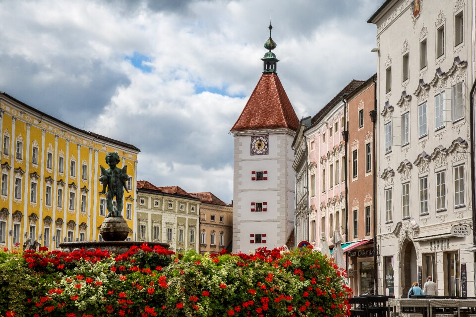 Marketplace leather tower fountain city