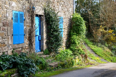 Former path door photo