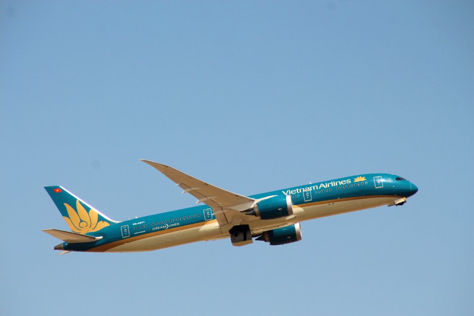 Airport aircraft aviation