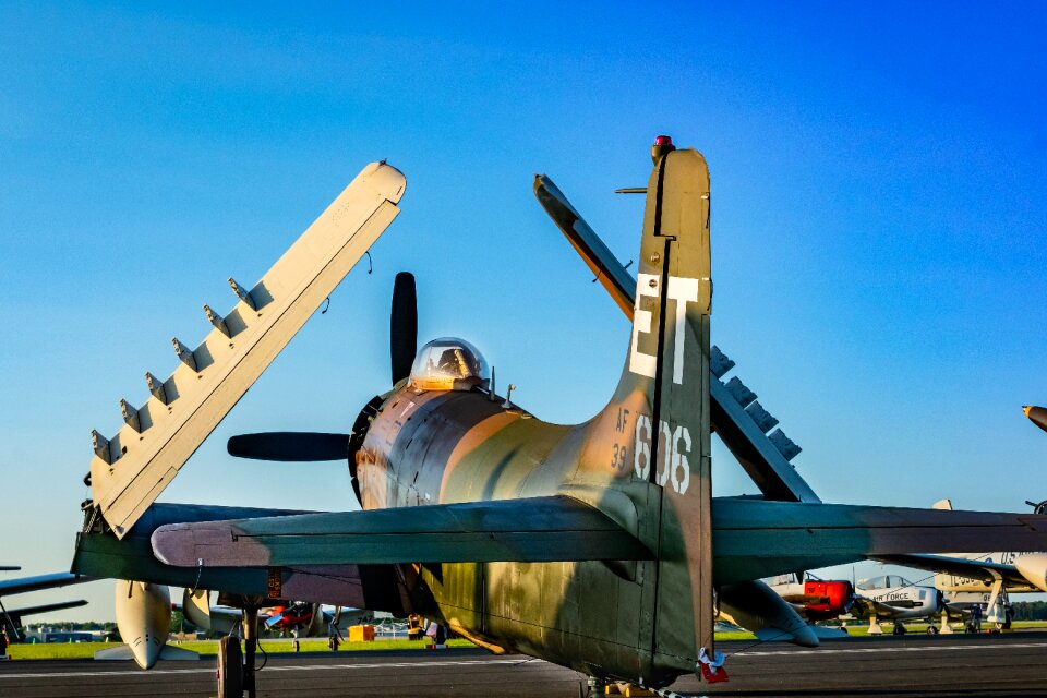 War airplane aerospace