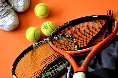 Racket tennis balls recreation
