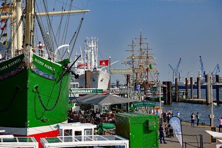 Maritime shipping rickmer rickmers