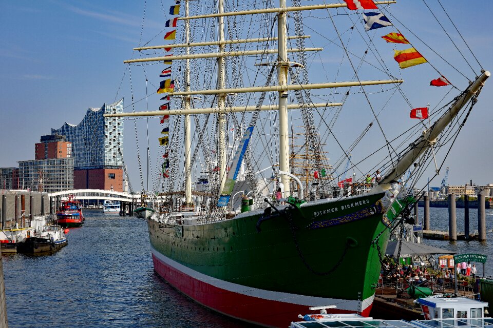 Rickmer rickmers museum ship elbe philharmonic hall