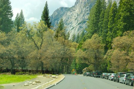 Valley mountain green road photo