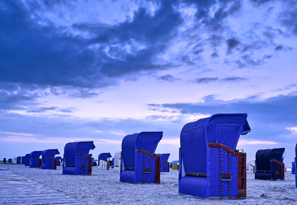 Clubs beach north sea