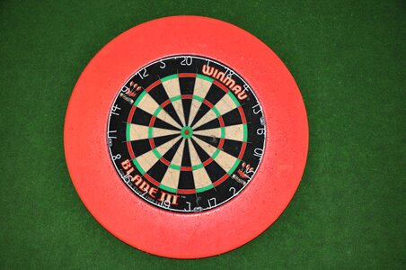 Middle dart disc photo