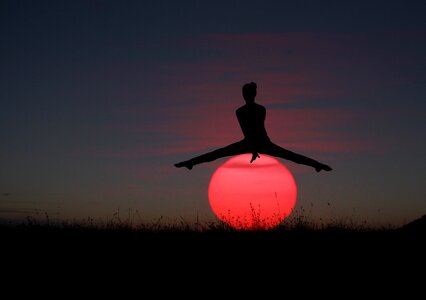 Bounce silhouette in the evening