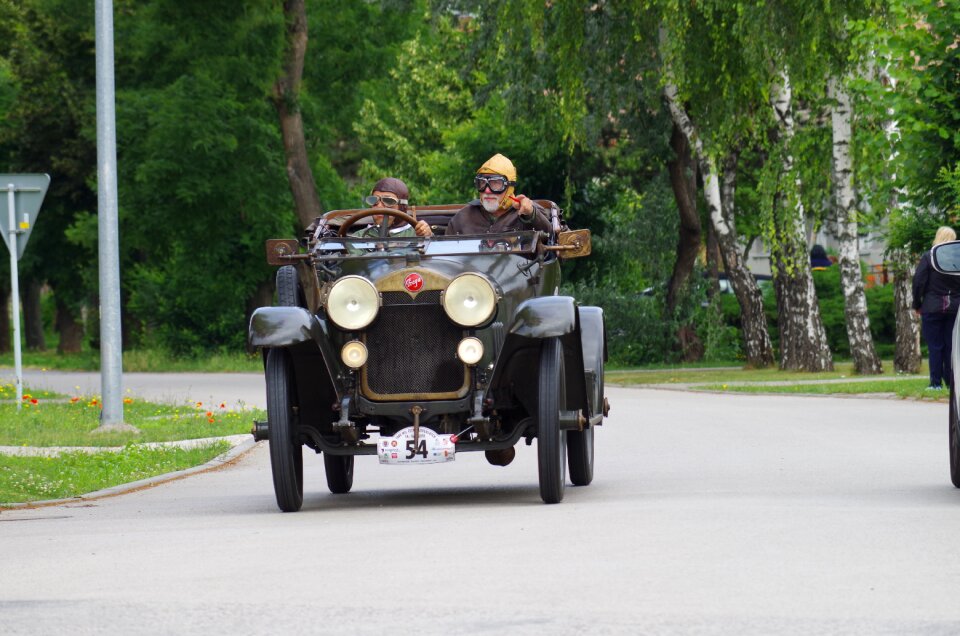 Past history historical cars