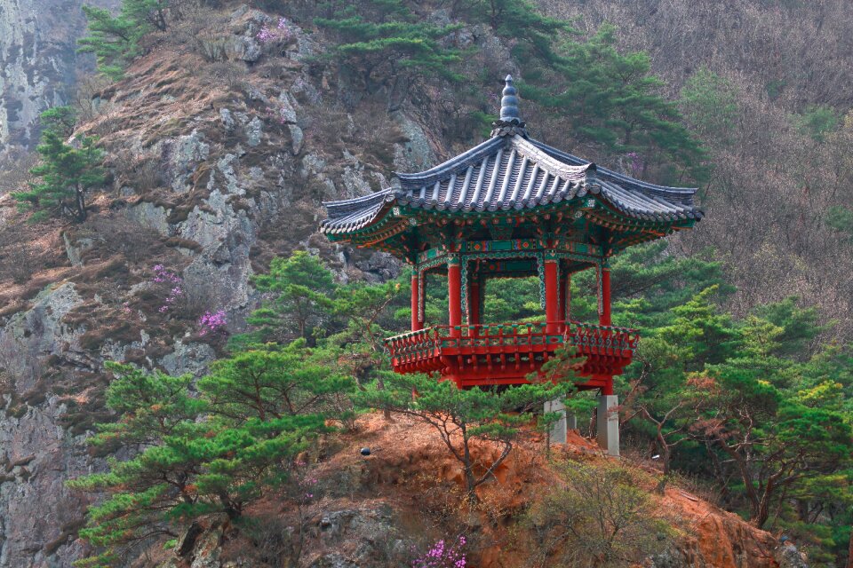 Traditional korean traditional gold