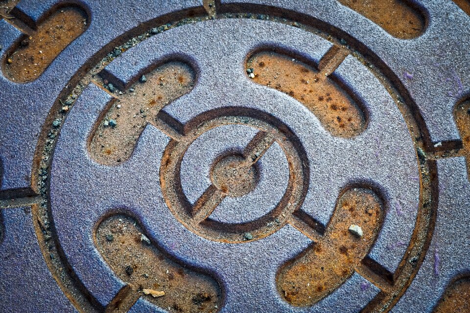 Metal lid manhole cover