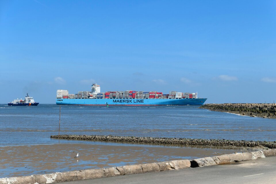 Cargo ship container photo