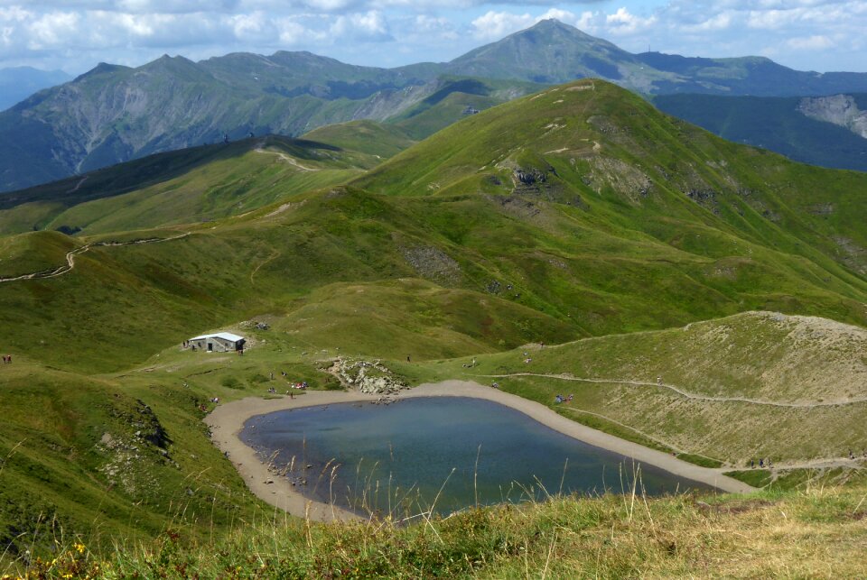 Appennino tosco-emiliano summer lake